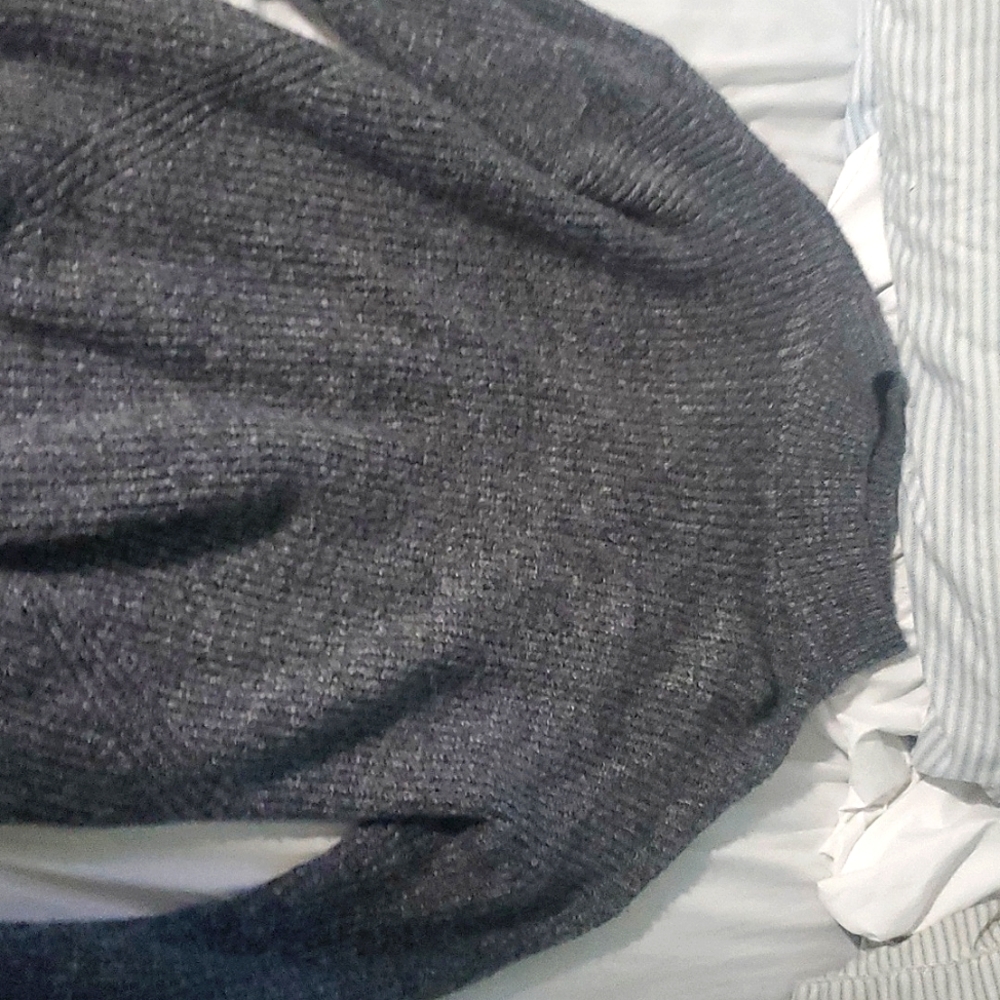 old navy, size L, grey mock neck sweater
